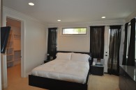 9 Master Bedroom  (Hermosa Beach, CA)