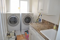 19-Washer-&-Dryer-(3-Bed-Hermosa-Beach-Vacation-Rental)