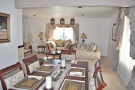 3 Dining-Room-Table