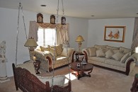 5 Family-Room