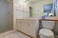 12-master-bathroom-property-id-279-corporate-rentals-manhattan-beach-ca-id-279
